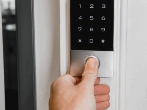 CORI-COMBI FPM II – Multifunktionaler Zutrittskontrollleser mit Fingerprint, RFID & PIN-Code